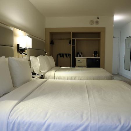 פורט לודרדייל Ocean Sky Hotel & Resort מראה חיצוני תמונה