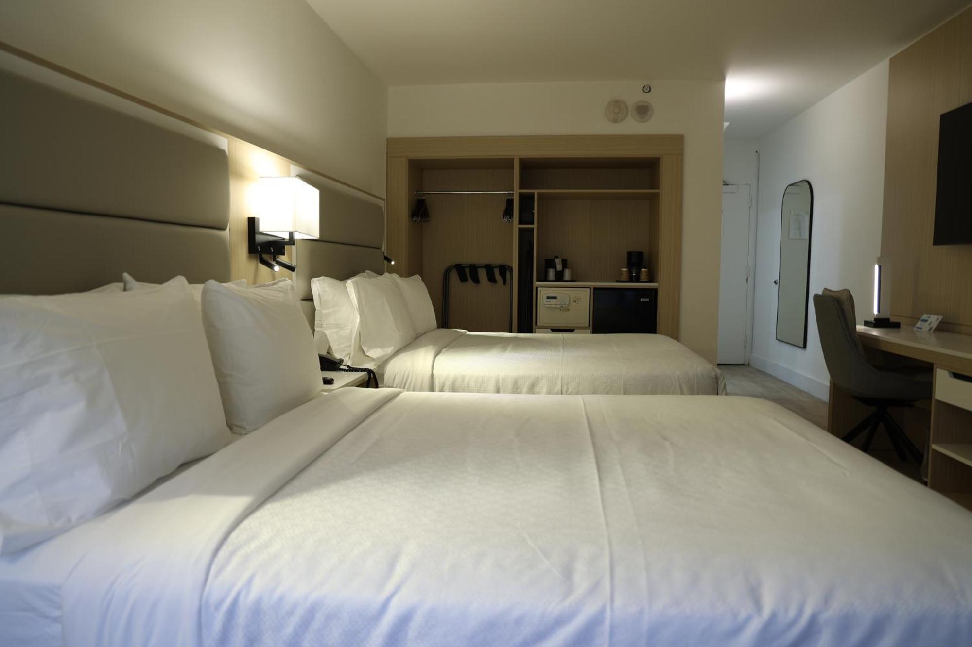 פורט לודרדייל Ocean Sky Hotel & Resort מראה חיצוני תמונה