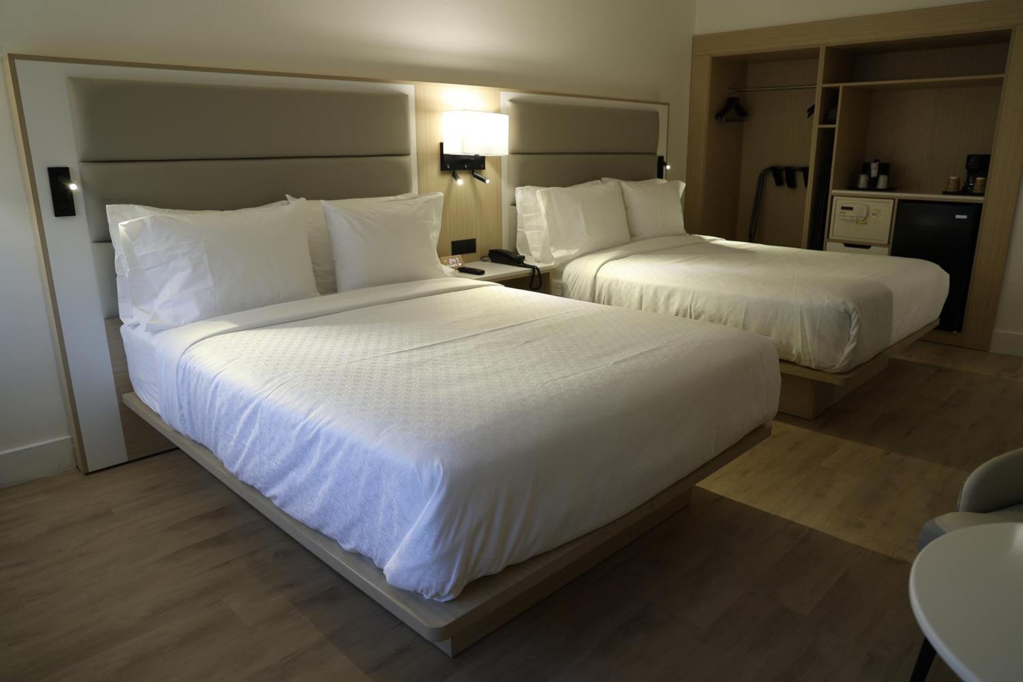 פורט לודרדייל Ocean Sky Hotel & Resort מראה חיצוני תמונה